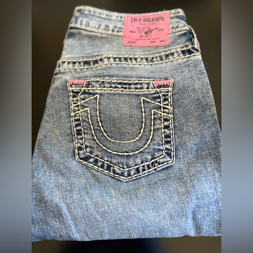 True Religion Women’s Jennie Curvy Big T Mid Rise Super Skinny Jeans pink stitch